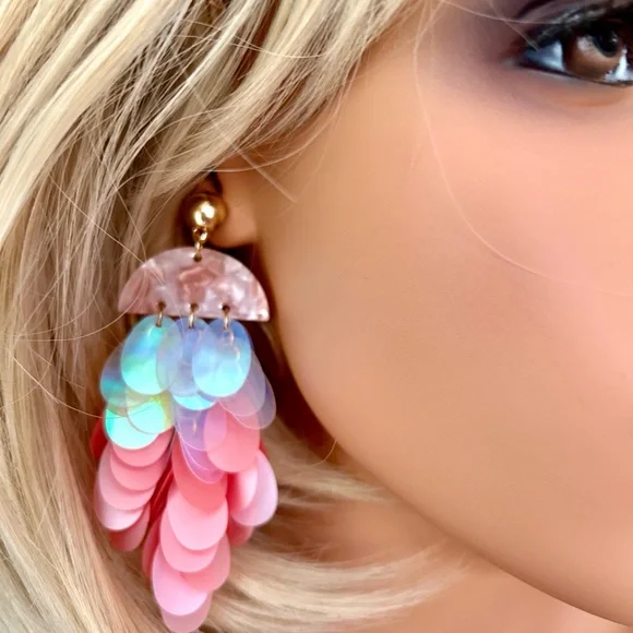 Natasha Gold and Peach Ruffled Statement Earrings🌺 - Picture 1 of 9